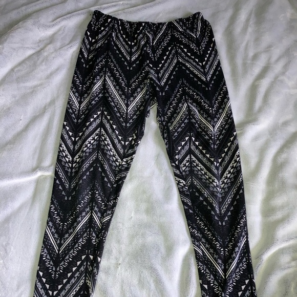 Leggings - Picture 2 of 4